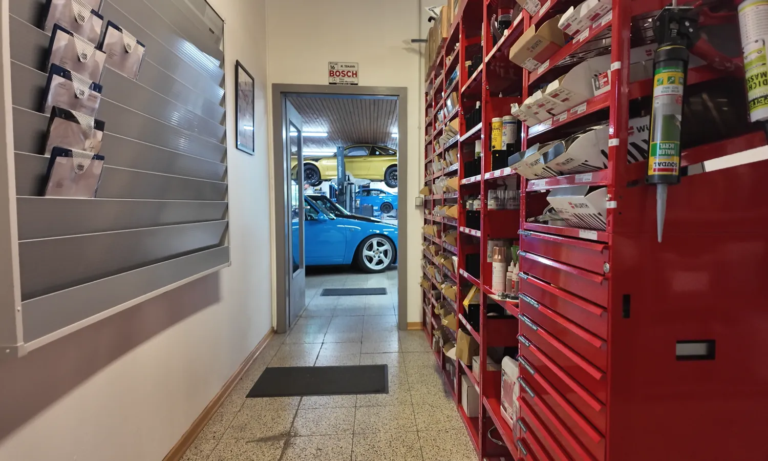 Professionelle Porsche-Werkstatt